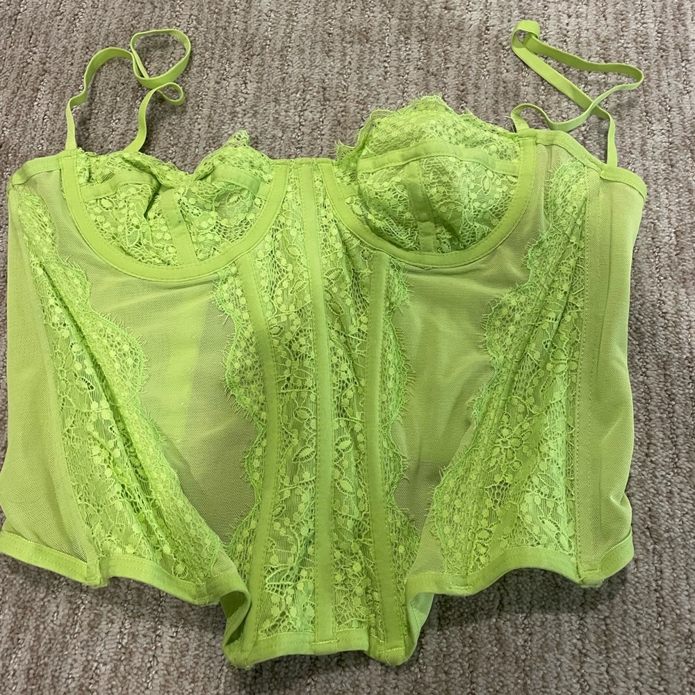 Urban green corset